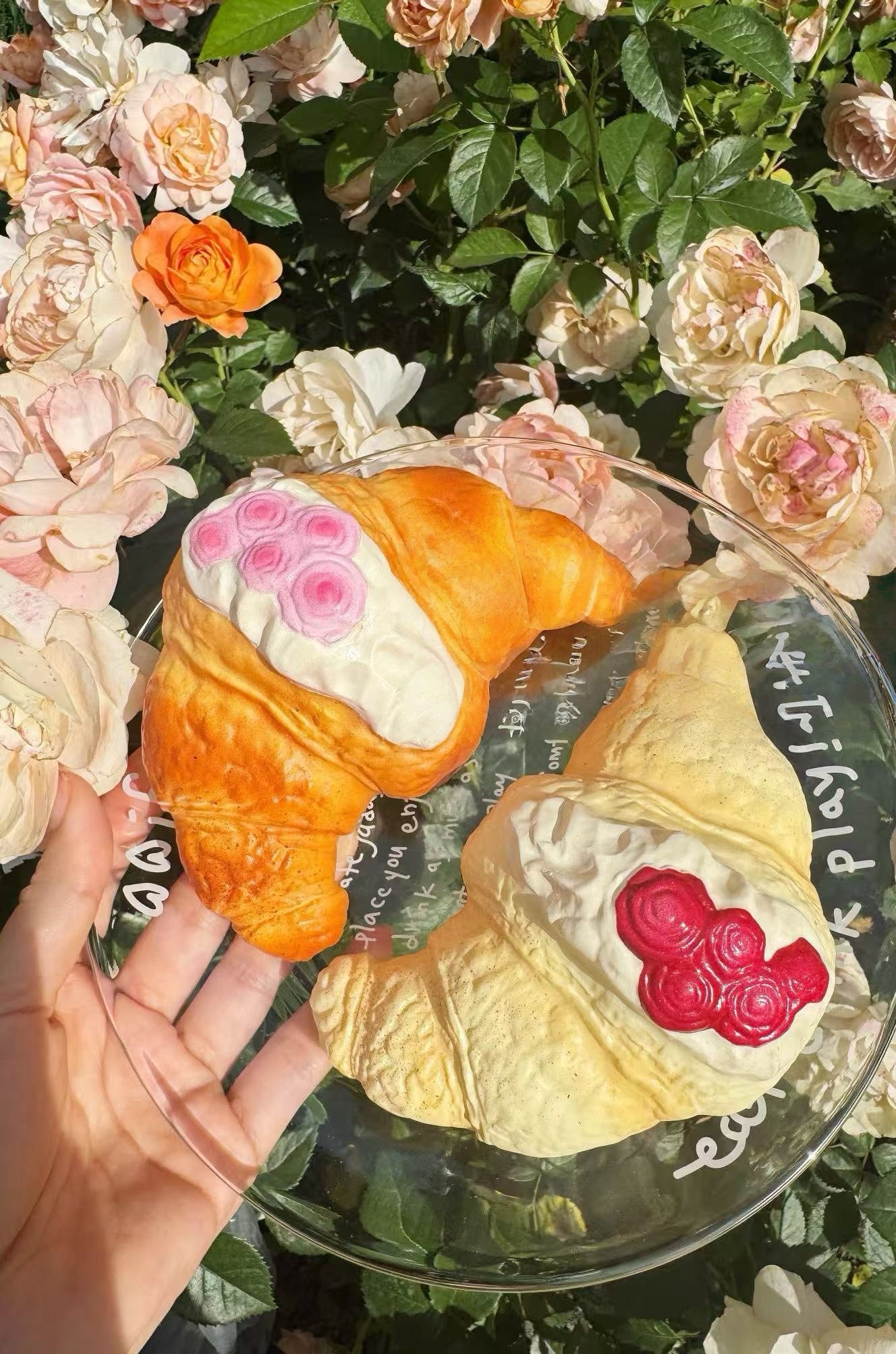 Slow Rising Squishy - Les Rose Croissant Buns【Sweet Bakery Scent】55g Sweetbuns Stress Relief Toy